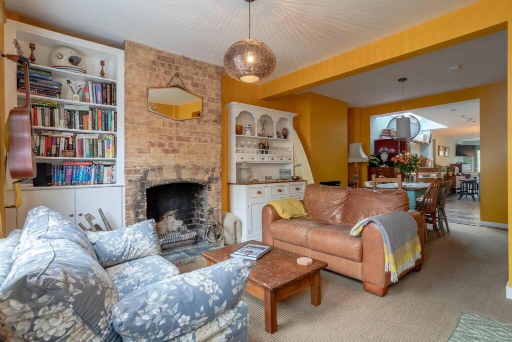 Lovely Central Cambridge Home Екстериор снимка